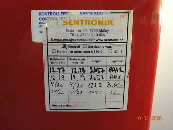 Fire Hose Cabinet with 1,5" (38 mm) Firehose and Nozle #7