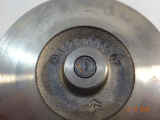 MTU Cooling Water Pump 12 V 183 #4