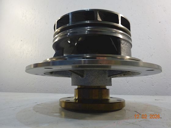 MTU Cooling Water Pump 12 V 183 #5