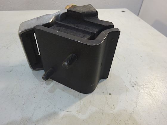 MTU Rubber Mount #2