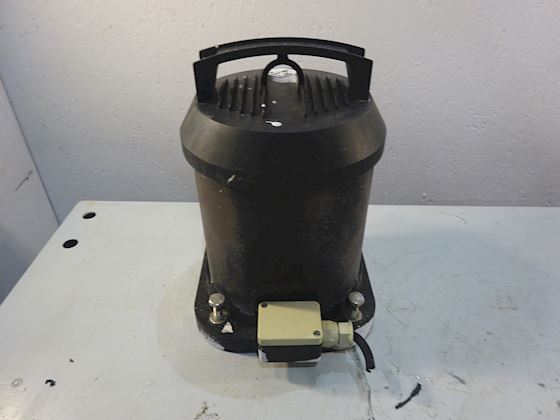 Aqua Signal 225 deg. Clear Lantern #2