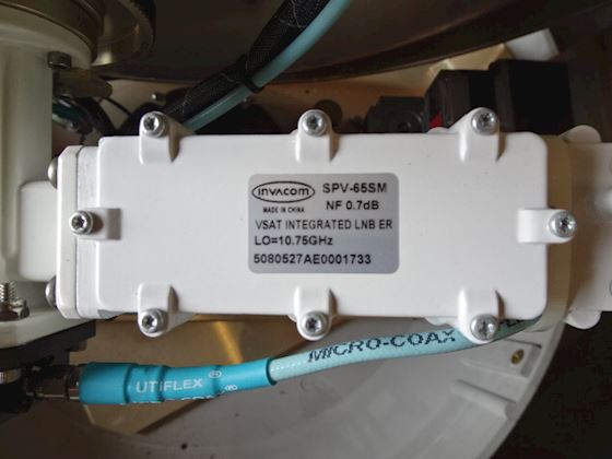 Kvh TRACKPHONE V7 #2