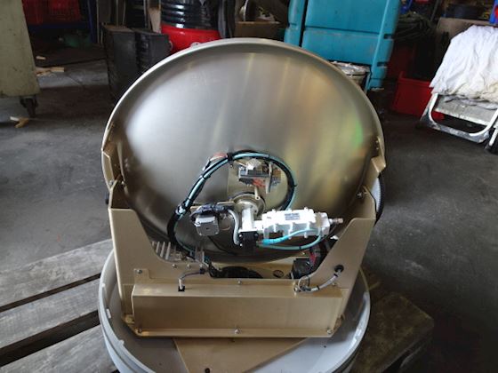 Kvh TRACKPHONE V7 #3