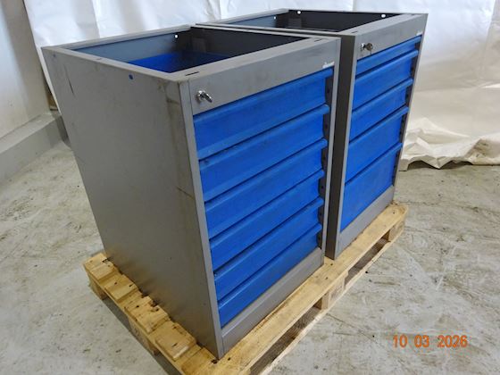 Gigant cabinets with draws and locks #2