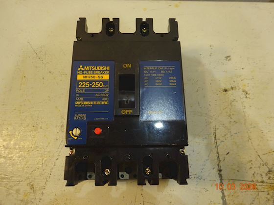 Mitsubishi No Fuse Breaker #1