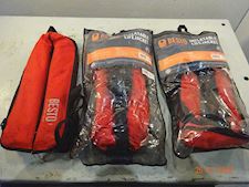 Besto 165N Inflatable Lifejacket , Auto/Harness Red - 1