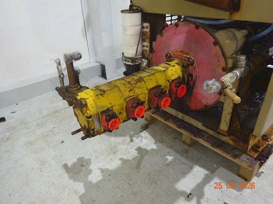 Cummins Diesel engine with Pump #2