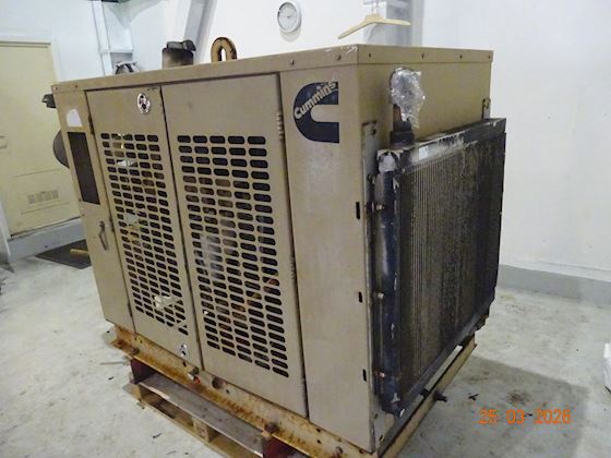 Cummins Diesel engine with Pump #6