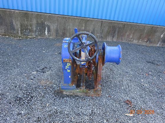 Anchor Chain Winch with manuel brake and Capstan #1