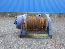 Wire Winch with Wire Guide - 1