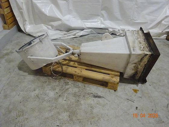 Manuel Search Light #1