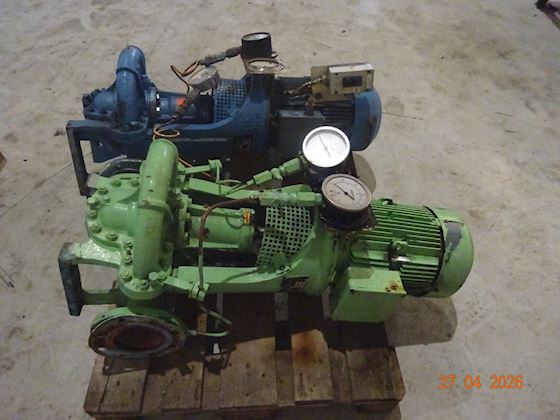 Heinrich behrens VNF2/300 pump #2