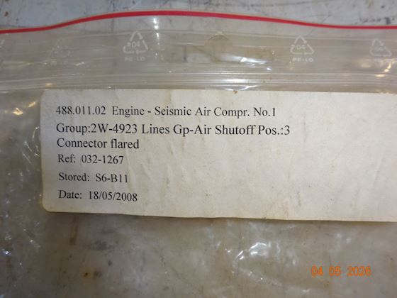 Caterpillar Connector Flared 032-1267 #3