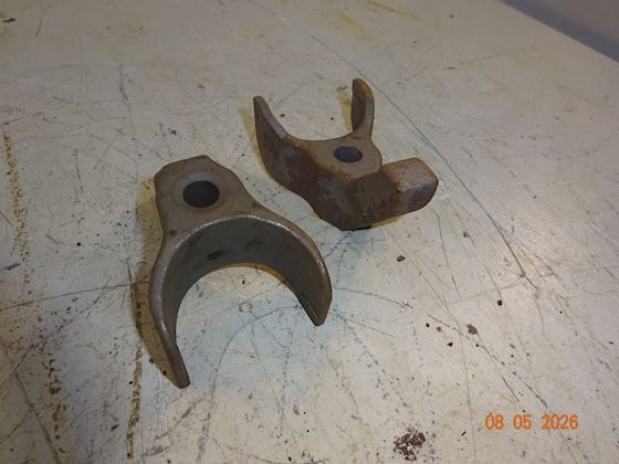 Caterpillar Clamp Injector 1N-4910 #1