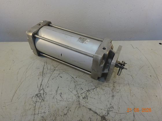 Stafsjö AC-160 Pneumatic Cylinder #1