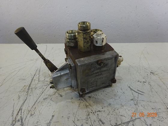 Danfoss PVG 32 One Valve #1