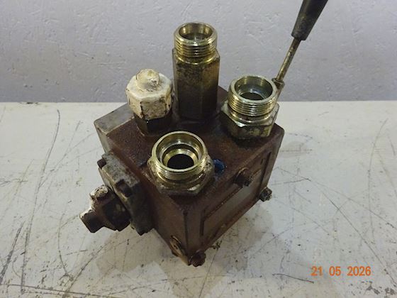 Danfoss PVG 32 One Valve #2