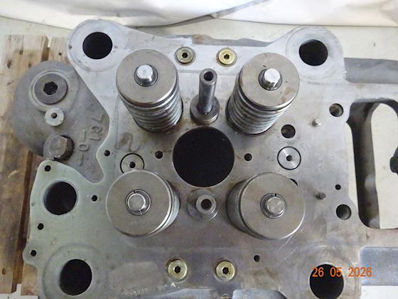 Caterpillar 3608 Cylinder Head #3