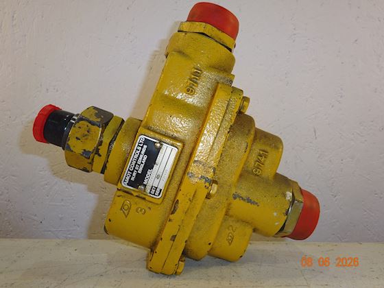 Amot Controls 1/4CCMCU12001-00-AA Thermostatic Control Valve #2