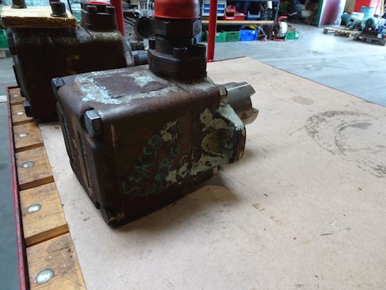 Denison T6DR 042 2R00 C40 AT #1