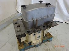 Bergen Cylinder Head - 1