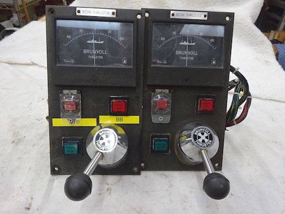 Brunvoll THRUSTER CONTROL for and aft with slave #2