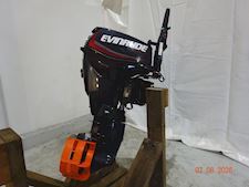 Evinrude E-TEC 25 BRP Ultra Low Emission with Gasolin Tank - 1