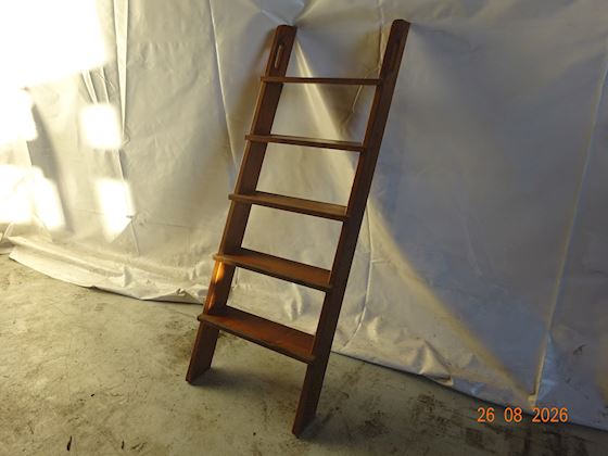 5-Step Wooden Staircase #1
