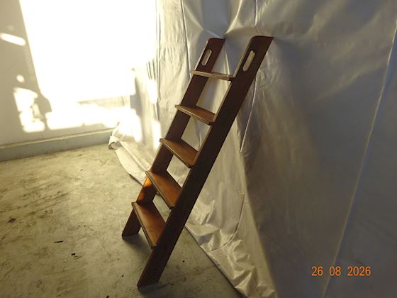 5-Step Wooden Staircase #2