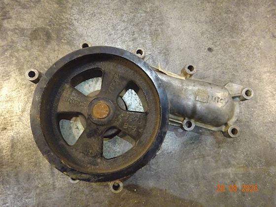 Scania Water Pump Pully with Belt drive #1