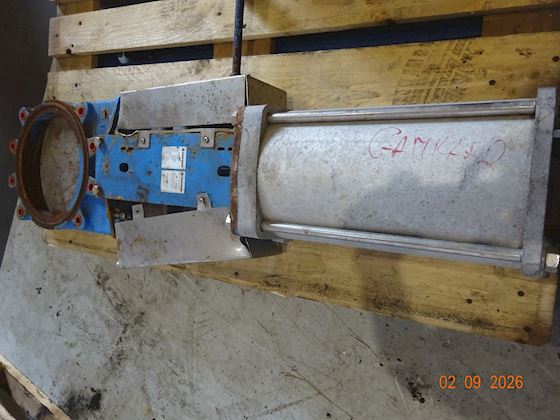 Orbinox Pneumatik knife gate valve GJL250 #3