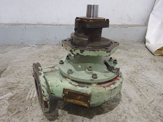 MAK M32C Fresh water pump #1