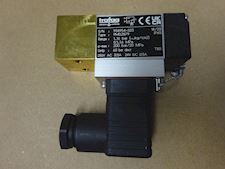 MAK Pressure Switch 193 095 069 - 1