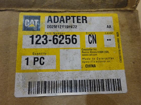 Caterpillar Adapter 123-6256 #2