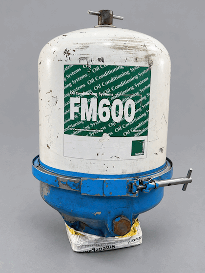 Mann & Hummel GMBH Oil cleaning centrifuge #1