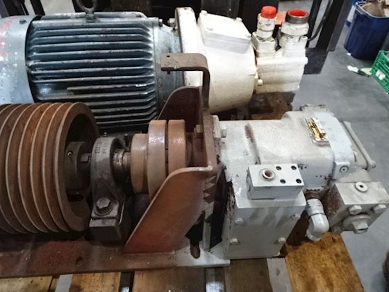 Oilgear PVW45RDFYCFTP170 #1