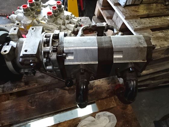 Roquet  Tandhjuls pumpe 1PLC80IE10B #1