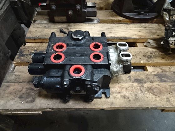 David Brown Hydraulics SVBP0133DN68VL #1