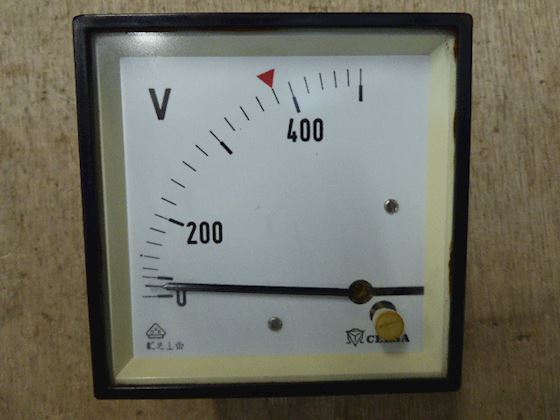Celsa Voltmeter #1