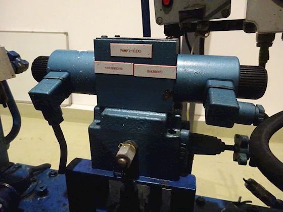 Van Der Velden Marine Steering gear Vickers pump GPC4-25-B1F1-31R #6