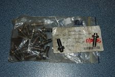 Bergen Ulstein Rolls Royce Adjusting screw for fuel valves - 1