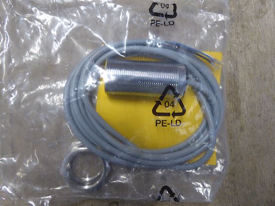 Turck Bi10-M30-LIU #1