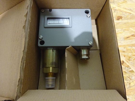 Alfa Laval Pressure Switch 0-4 Bar 176373601 #1
