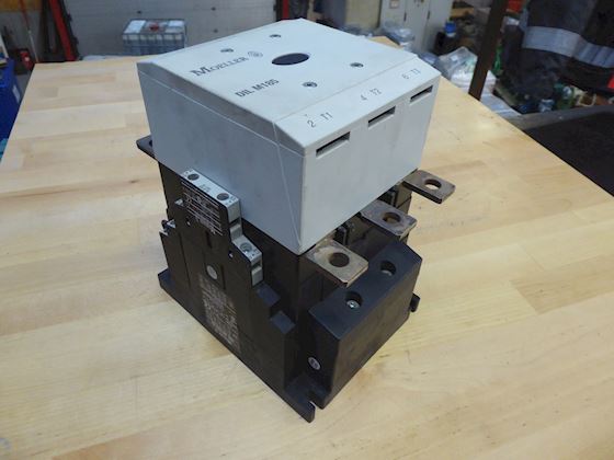 Moeller Contactor DIL M185 #2