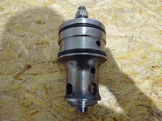 Sulzer Starting air valve housing with spindle #1