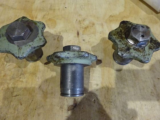 Sulzer Handle for cylinder head cover #1