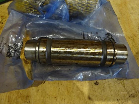 Sulzer Pin for roller (valve drive) #2