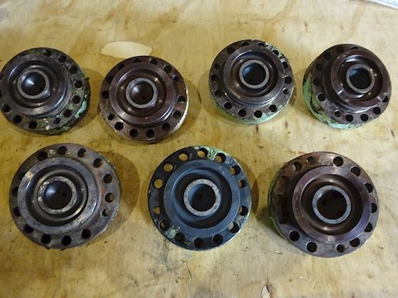 Sulzer Pump cover for fuel injection pump #2