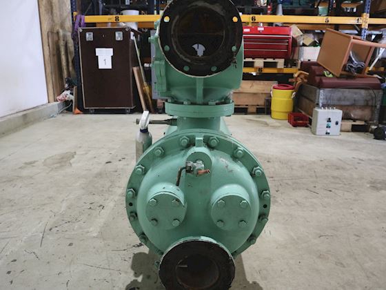 Yasec Yamashina Seiki FCH1F-28B16 Fresh Water Cooler #3