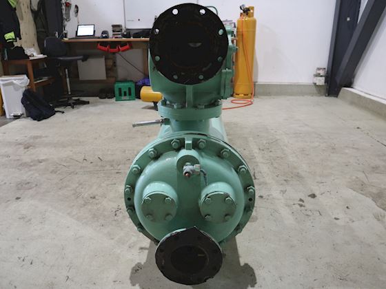 Yasec Yamashina Seiki FCH1F-28B16 Fresh Water Cooler #7